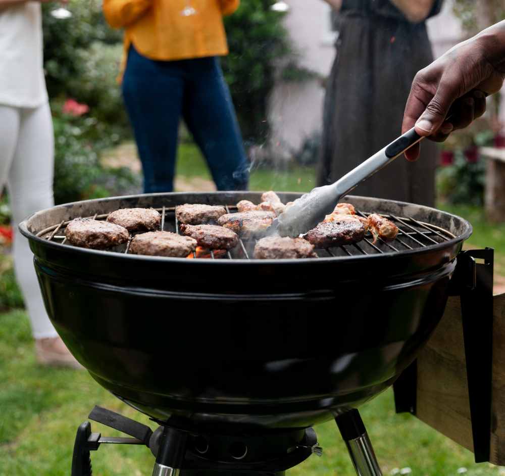 Asador en familia con carne de res